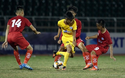 chi can ghi 1 ban u15 shb da nang da vuot mat u15 tay ninh