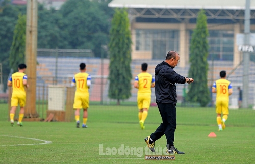 cong phuong van hau hoi quan cung doi tuyen viet nam