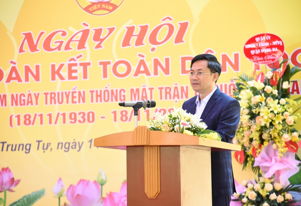 Phó Bí thư Thành ủy Nguyễn Ngọc Tuấn dự Ngày hội Đại đoàn kết toàn dân tộc tại Đống Đa