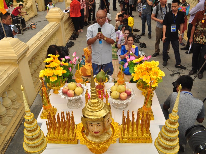 dac sac le tet chol chnam thmay cua dong bao khmer o thu do