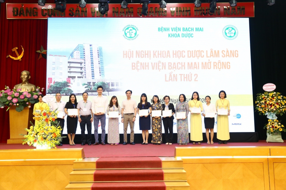 Hội nghị Khoa học Dược lâm sàng Bệnh viện Bạch Mai mở rộng lần thứ 2