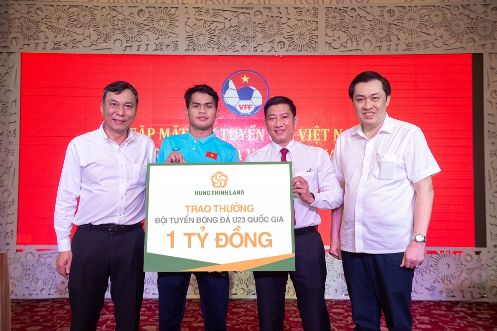 Hưng Thịnh Land thưởng nóng 1 tỷ đồng cho U23 Việt Nam