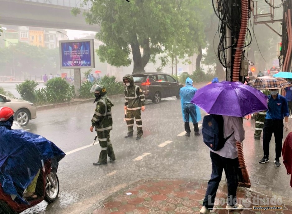 Đảm bảo an toàn, thông suốt phục vụ nhu cầu đi lại trong ngày thi thứ 2