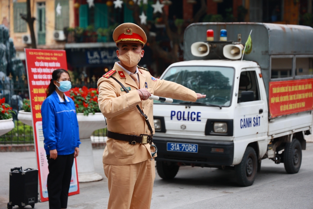 Công an Hà Nội: Xử lý nghiêm trường hợp vi phạm quy định phòng, chống Covid-19 trong dịp Lễ cuối năm