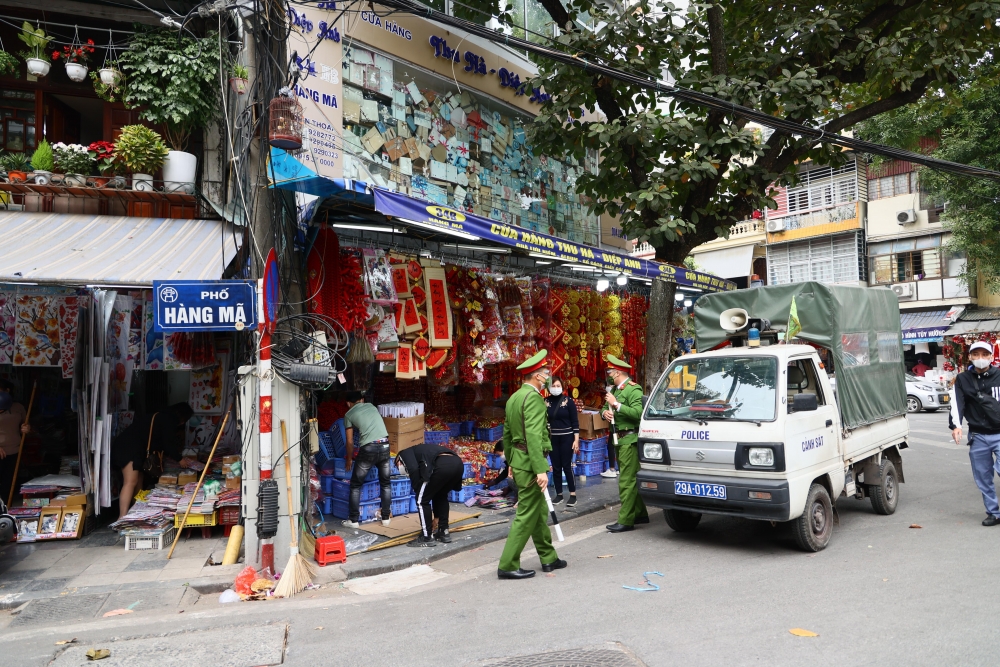 Công an Hà Nội: Xử lý nghiêm trường hợp vi phạm quy định phòng, chống Covid-19 trong dịp Lễ cuối năm