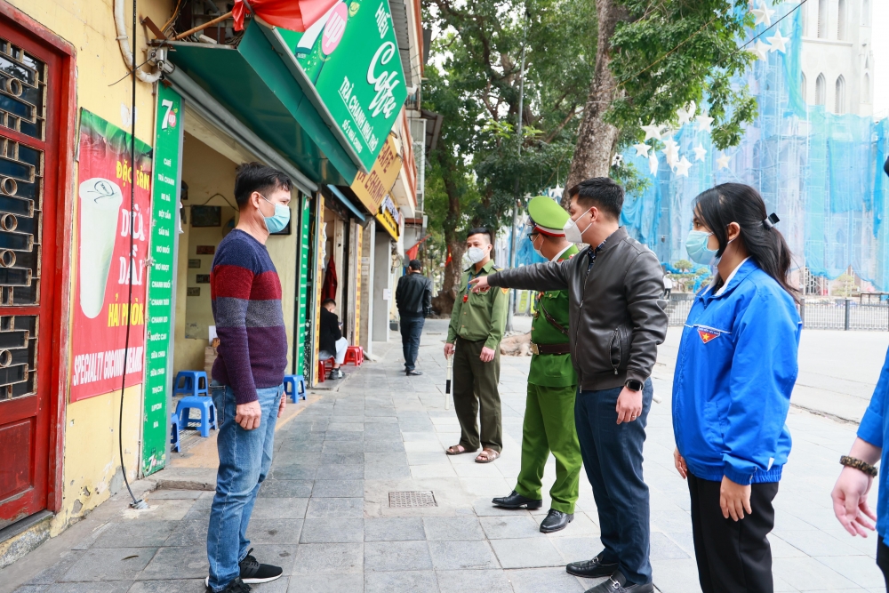 Công an Hà Nội: Xử lý nghiêm trường hợp vi phạm quy định phòng, chống Covid-19 trong dịp Lễ cuối năm