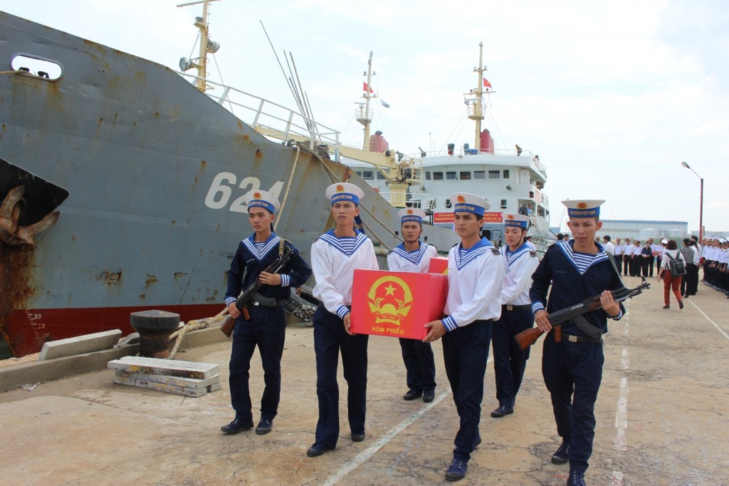 chuyen tau bau cu som da hoan thanh nhiem vu