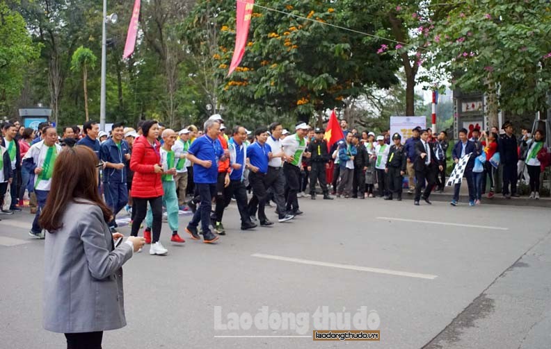 ha noi to chuc ngay chay olympic vi suc khoe toan dan