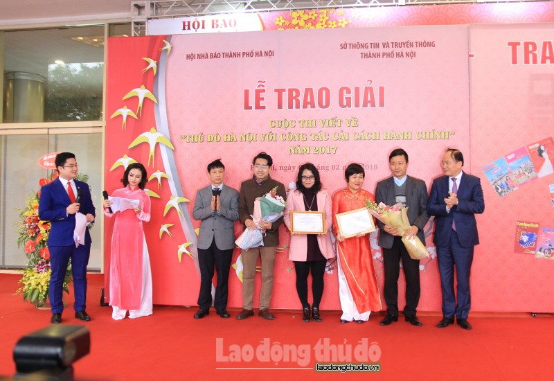 khai mac hoi bao xuan mau tuat ha noi 2018