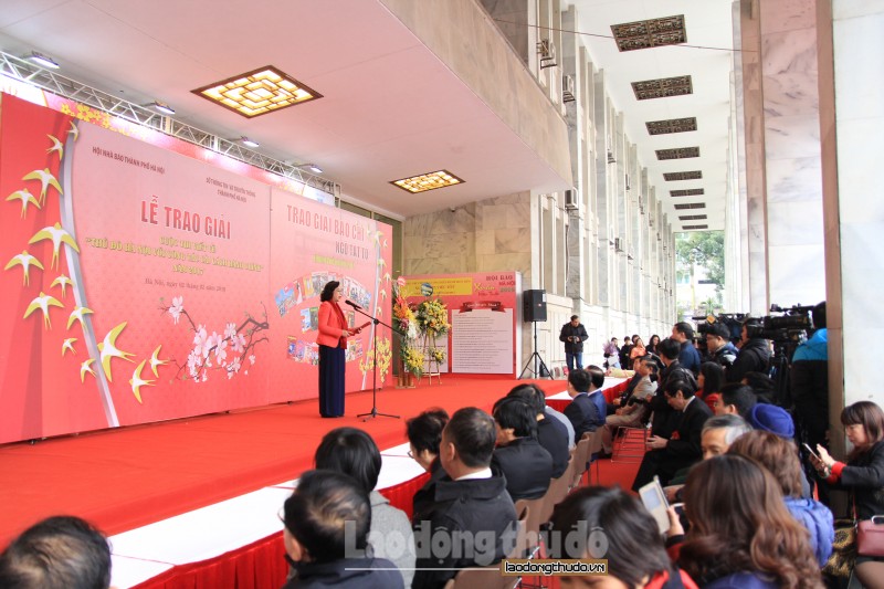 khai mac hoi bao xuan mau tuat ha noi 2018