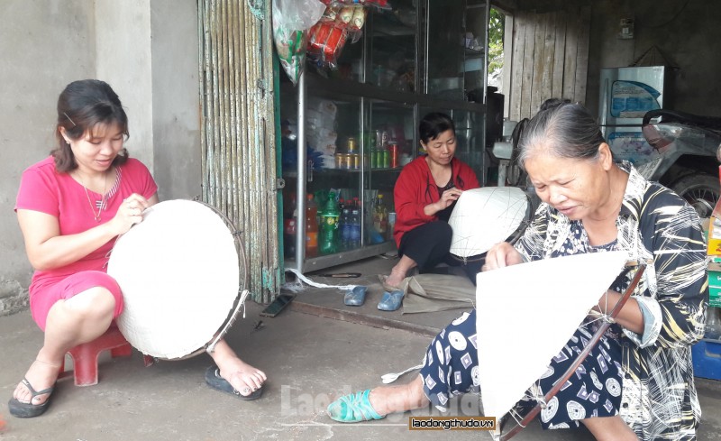 nguoi lang non khai thac du lich tu lang nghe truyen thong