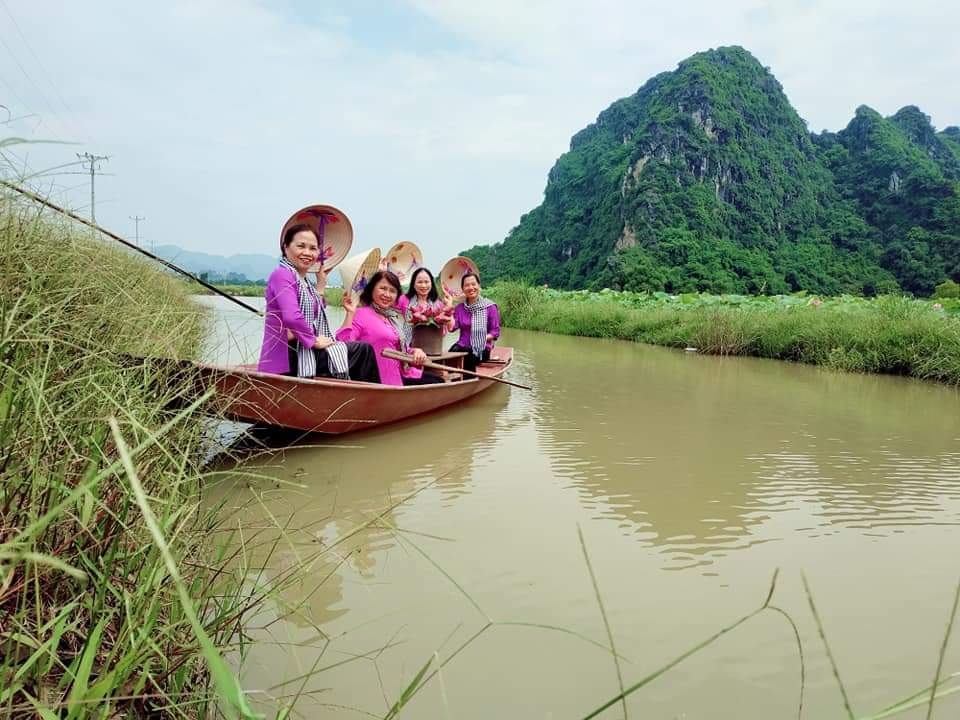 huong di moi thoat ngheo tu mo hinh trong sen 1