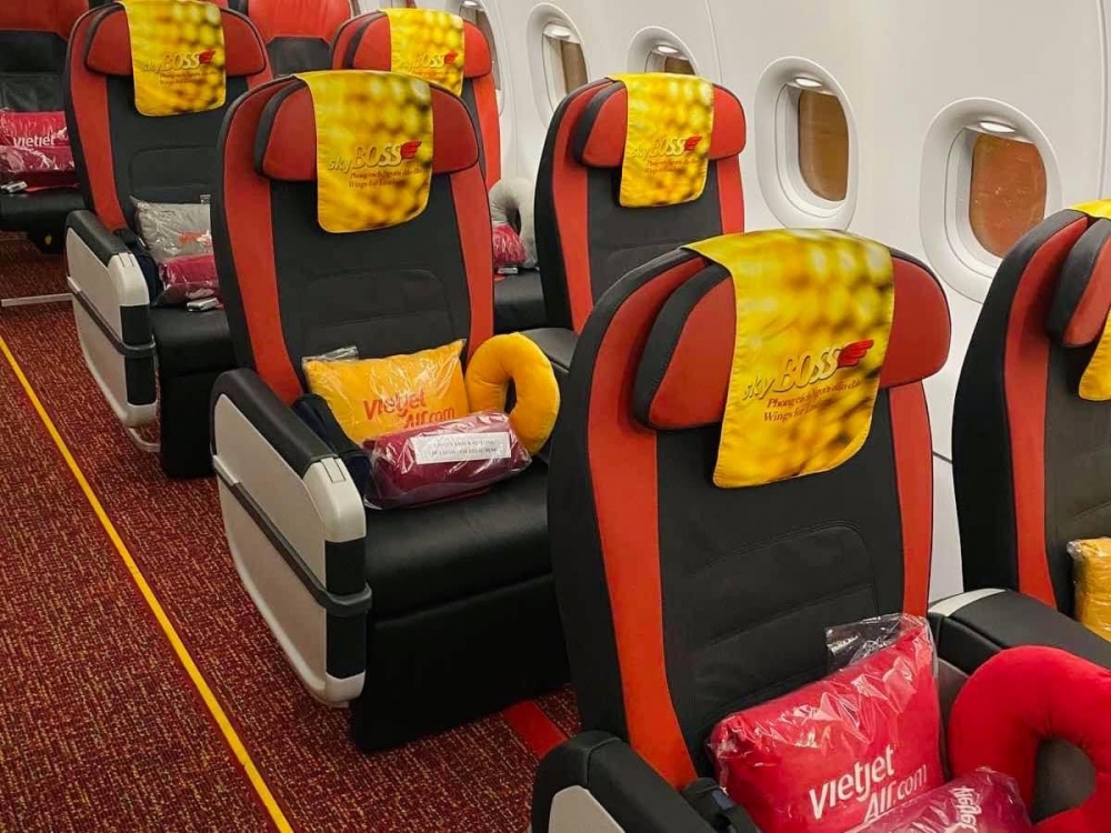 Tàu bay, tiếp viên Vietjet gây thương nhớ tại xứ sở Bạch Dương