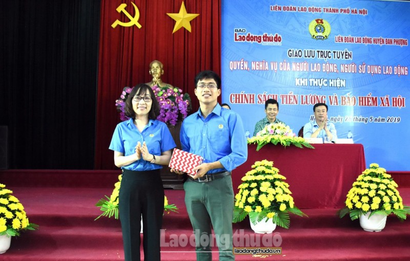 hon 300 nld doi thoai ve chinh sach tien luong va bao hiem xa hoi