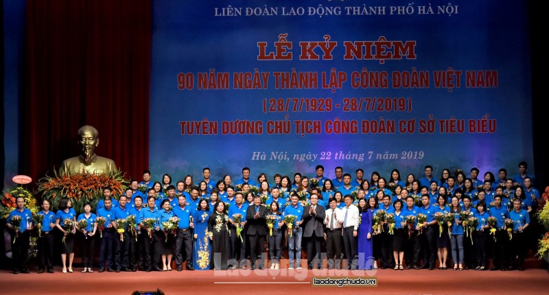 mit tinh trong the ky niem 90 nam ngay thanh lap cong doan viet nam