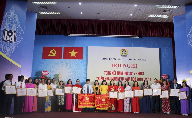 cong doan nganh giao duc ha noi trien khai nhiem vu nam hoc 2018 2019