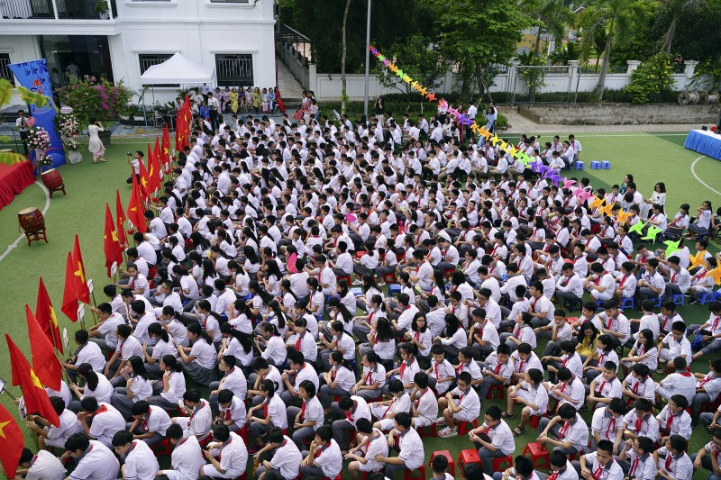 hay nuoi duong trong minh tinh yeu to quoc va khat khao cong hien