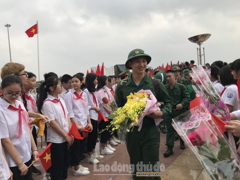 Rộn ràng ngày hội tòng quân ở quận Nam Từ Liêm