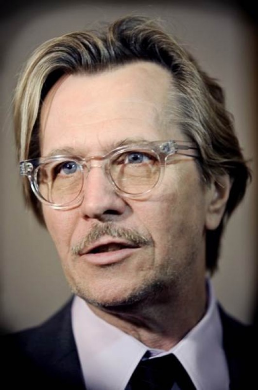 tai tu gary oldman mat 200 tieng dong ho de hoa than thanh thu tuong anh