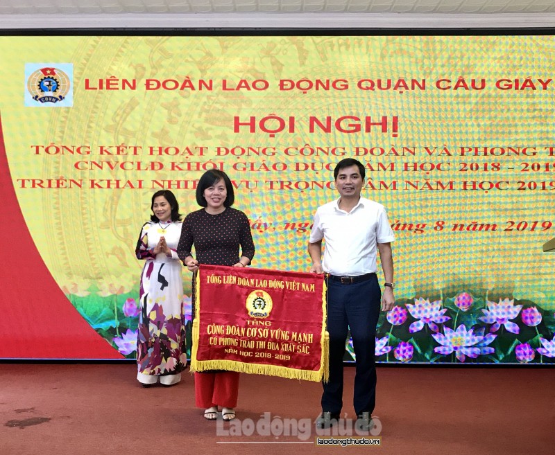 Cầu Giấy tổng kết hoạt động Công đoàn khối trường học năm học 2018-2019