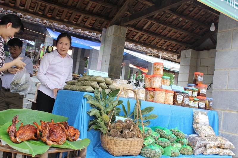 Trải nghiệm phiên chợ vùng cao ngay giữa lòng Hà Nội