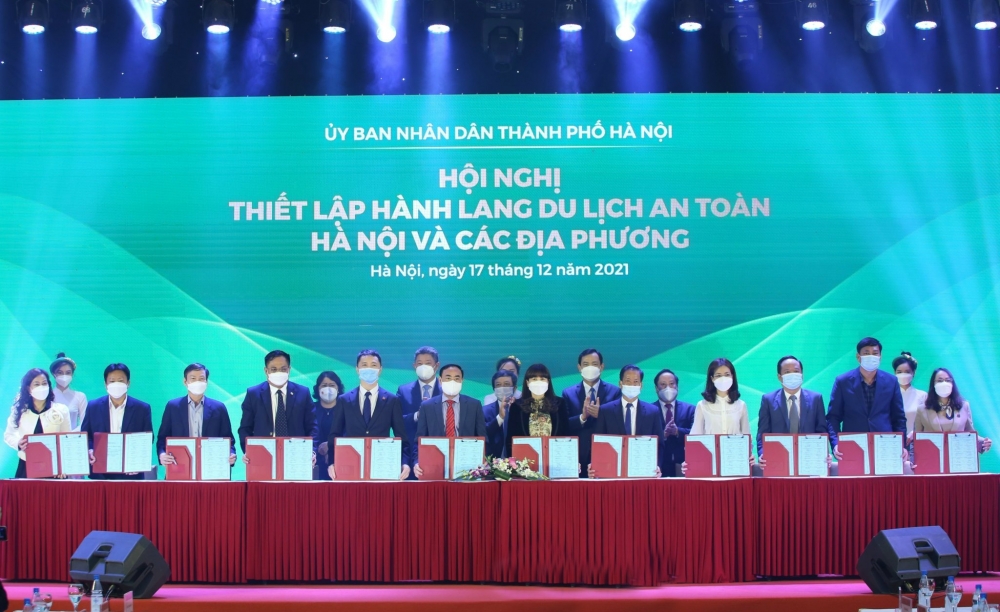 Thiết lập hành lang du lịch an toàn Hà Nội và các địa phương