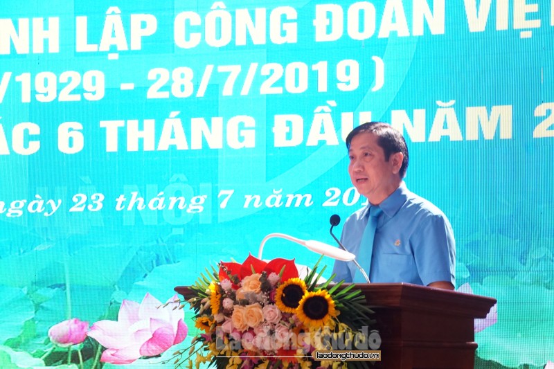 cong doan vien chuc thanh pho ha noi long trong ky niem 90 nam ngay thanh lap cong doan viet nam