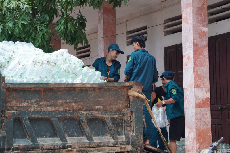 tinh nguoi noi ron lu