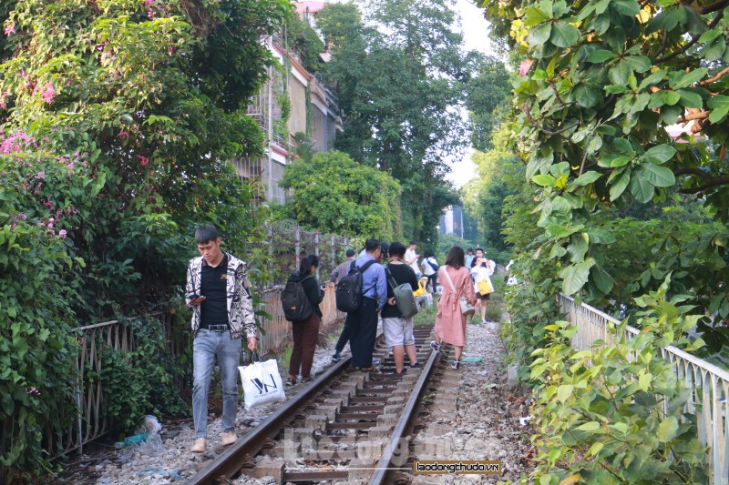 ha noi huy dong ca c quan huyen xu ly nghiem vi pham ca phe duong tau