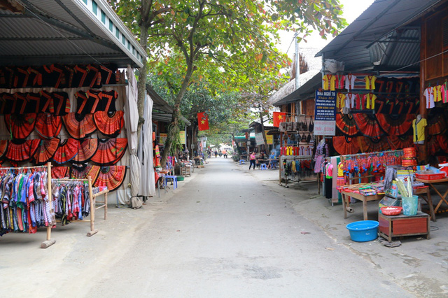 ghe tham nhung ban du lich noi tieng o hoa binh