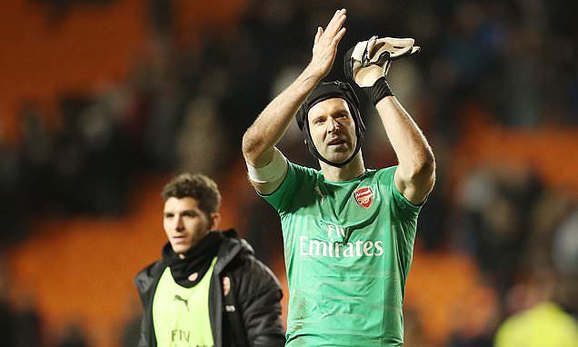 Petr Cech tuyên bố treo găng vào cuối mùa