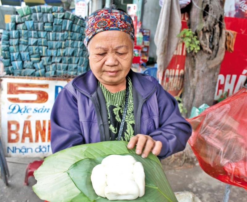 Bánh dày Quán Gánh: Món quà quê thơm thảo