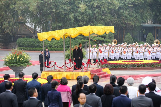 toan canh le don nha vua va hoang hau nhat ban tai phu chu tich