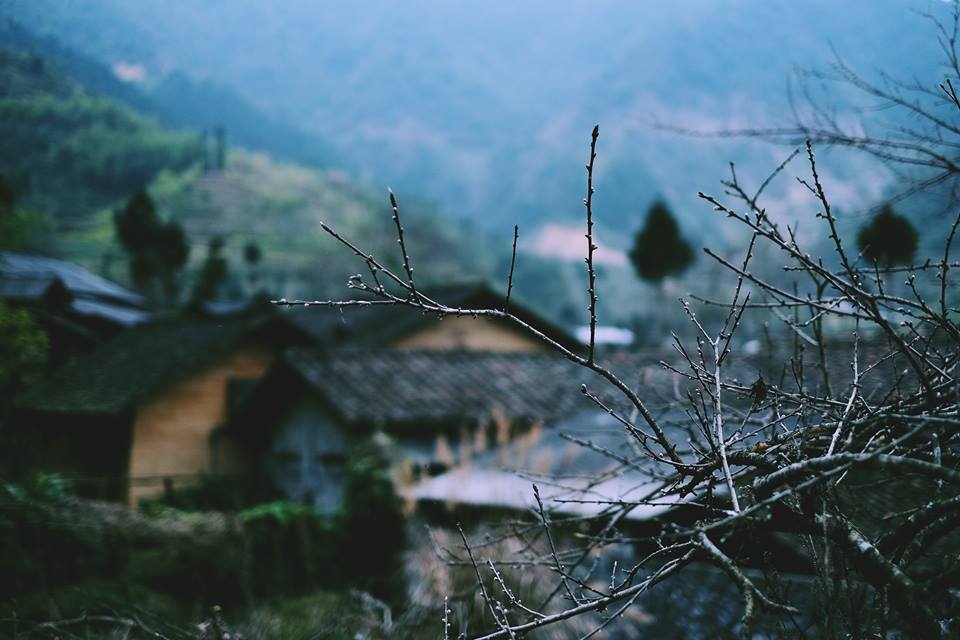 ngoi nha cua pao yen binh tren cao nguyen da