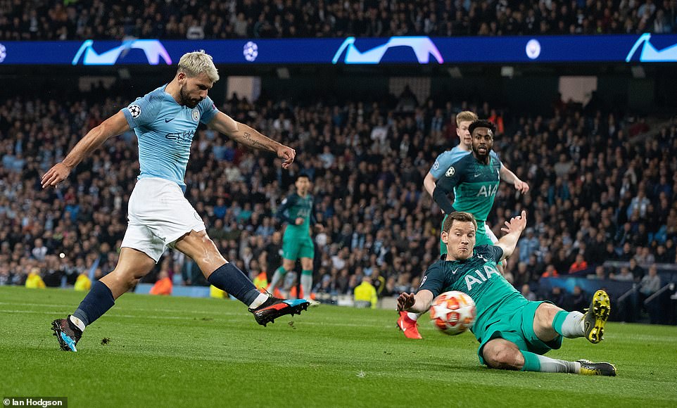 Man City 4-3 Tottenham: Pep-Team khóc hận vì VAR