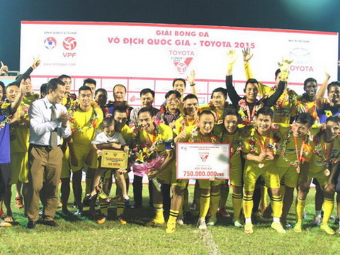 FLC Thanh Hóa và tấm HCĐ V-League 2015: Quả ngọt của sự đổi thay