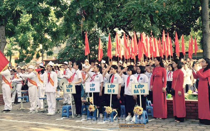 hoc sinh thu do tung bung khai giang nam hoc moi