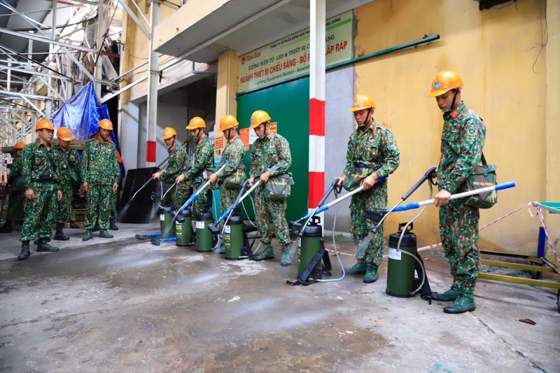 Xử lý hậu vụ cháy tại Công ty Rạng Đông: “Hiệp đồng tác chiến” bảo đảm môi sinh