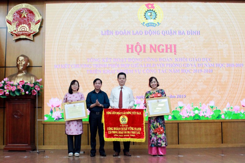 cong doan khoi giao duc quan ba dinh nhieu hoat dong hieu qua thiet thuc