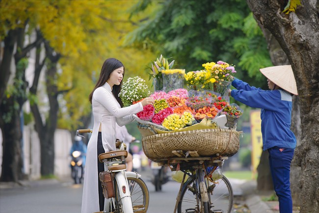 Những con đường tuyệt đẹp như bài hát 'Nhớ mùa thu Hà Nội'