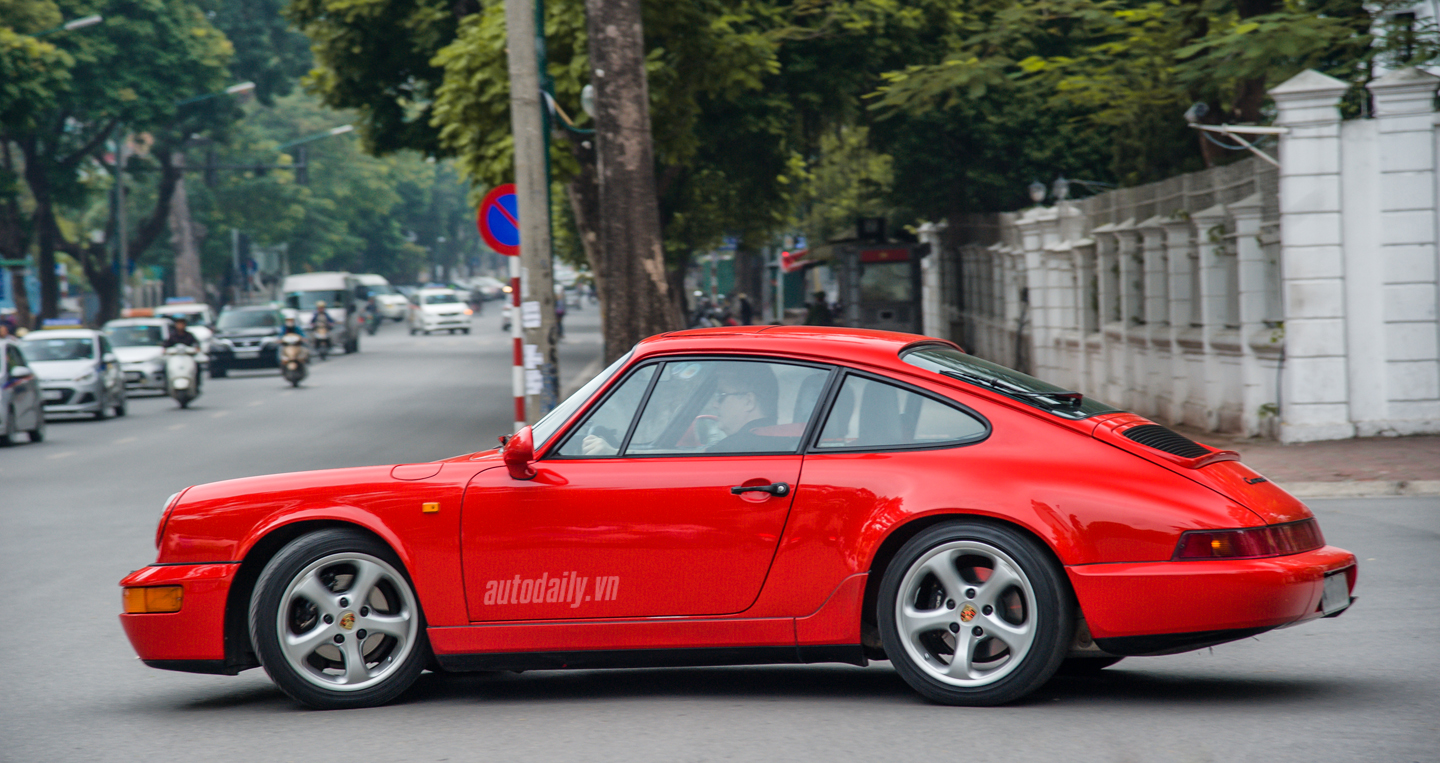 ngam tuyet tac porsche 911 carrera 4 doi 1988 tren pho ha noi