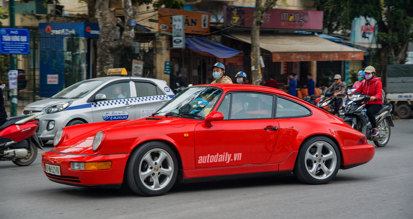 ngam tuyet tac porsche 911 carrera 4 doi 1988 tren pho ha noi