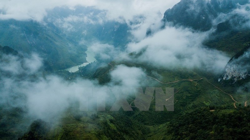 chiem nguong ve hung vi tuyet dep cua nui rung ha giang