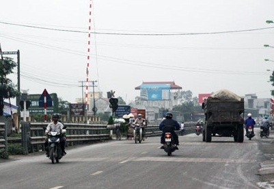 cai tao quoc lo 1a doan qua dia ban huyen phu xuyen