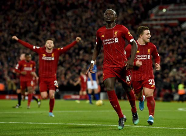 Liverpool 5-2 Everton: The Kop duy trì mạch bất bại