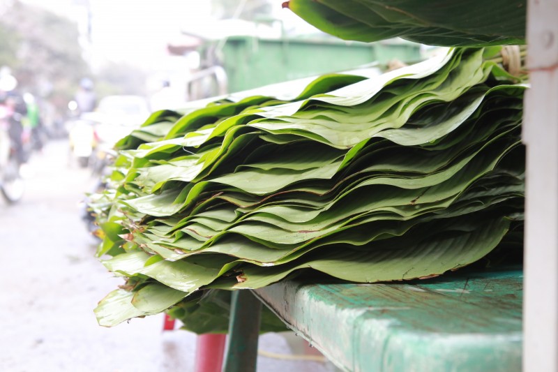 cho la dong lau doi nhat ha noi vang khach ngay can tet