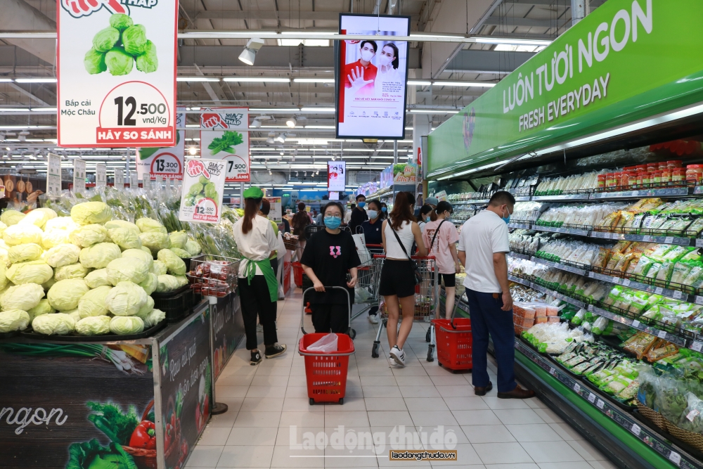 Phòng, chống dịch tại siêu thị, trung tâm thương mại: Nơi nghiêm túc, chỗ lơ là