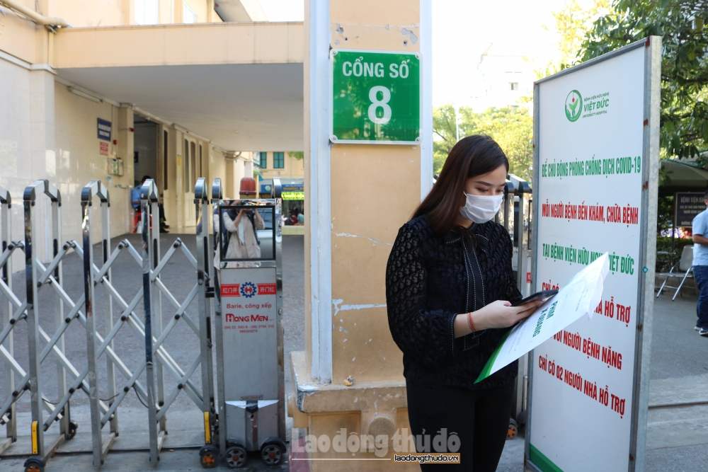 Đeo khẩu trang nơi công công cộng: Nơi nghiêm túc, nơi lơ là