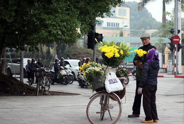 canh duong pho ha noi thenh thang trong ngay dau nam 2018