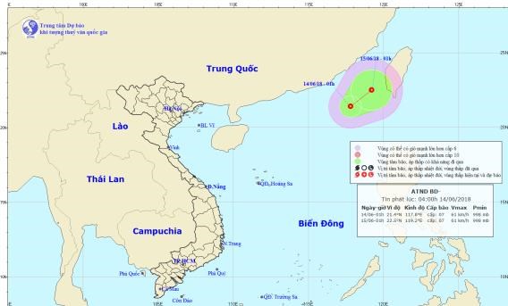 Áp thấp trên biển Đông, Hà Nội mưa lớn vào đêm khai mạc World Cup 2018